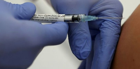 La vacuna de Oxford contra el coronavirus podría proteger el doble de lo esperado